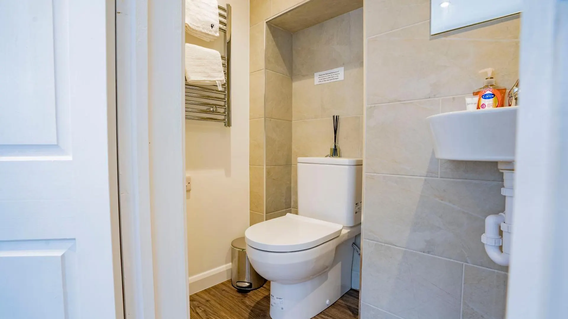 Stylish Uxbridge 3 Bed Flat Apartment United Kingdom