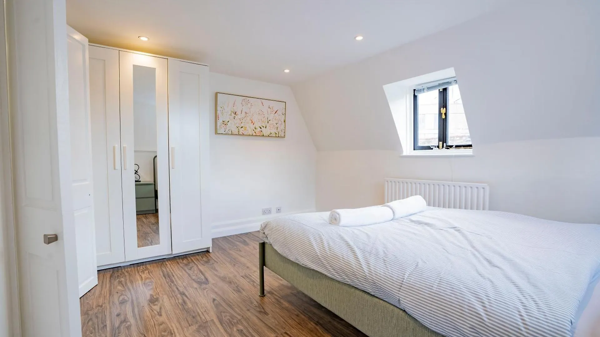 Apartamento Stylish Uxbridge 3 Bed Flat Reino Unido