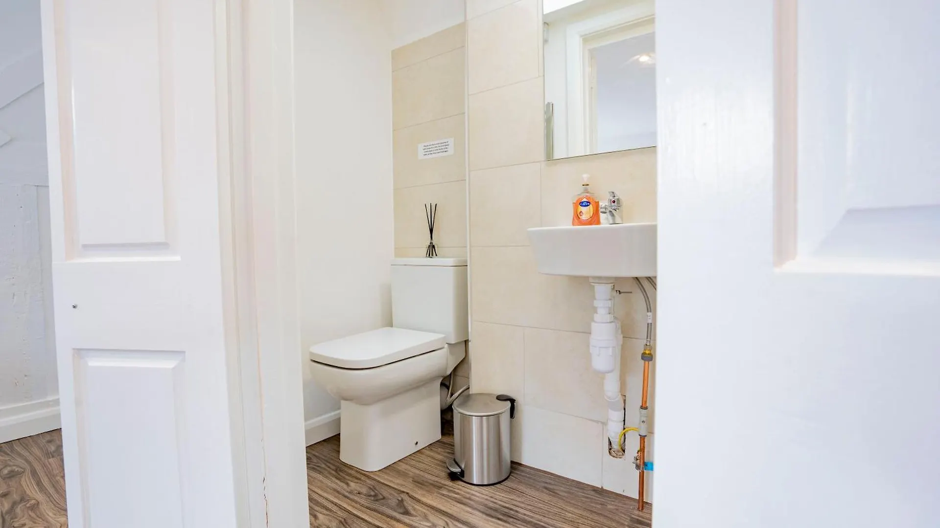 Apartamento Stylish Uxbridge 3 Bed Flat Reino Unido