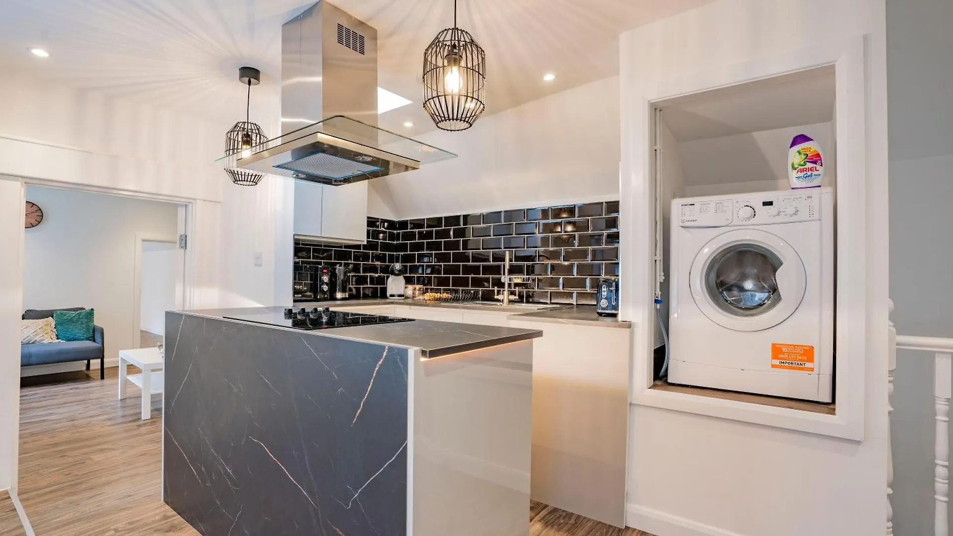 Apartamento Stylish Uxbridge 3 Bed Flat 0*,  Reino Unido